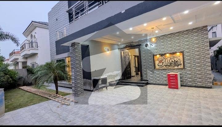 Stunning 20 Marla House In Lake City Available Stunning 20 Marla House In Lake City Available