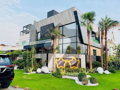 1 KANAL Ultra LUXURY VILLA AVAILABLE FOR SALE NEAR WATEEN CHOWK