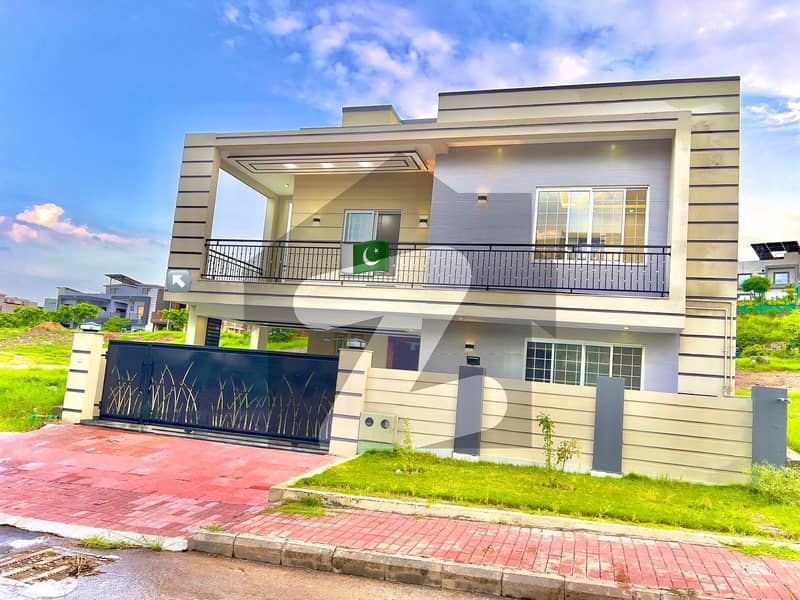 Designer House Decent Style Double Unit Solid Construction Designer House Decent Style Double Unit Solid Construction