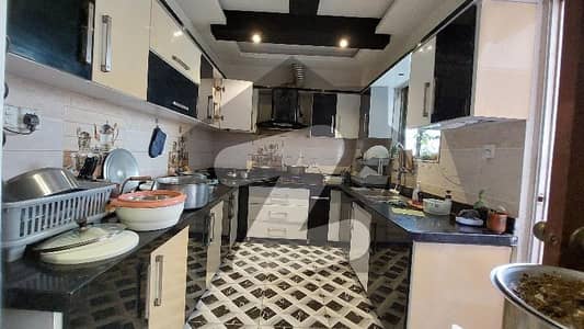 3 Bed Drawing Dining Semi Furnished Leased Flat 3 Bed Drawing Dining Semi Furnished Leased Flat