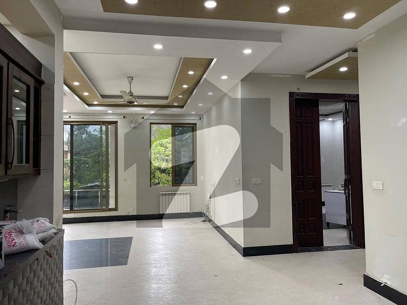 F-10 Triple Storey House 10 Bedroom For Rent F-10 Triple Storey House 10 Bedroom For Rent