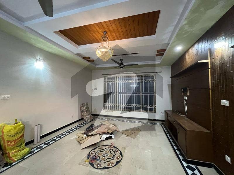 7 Marla Upper Portion available on Rent G13-2 7 Marla Upper Portion available on Rent G13-2
