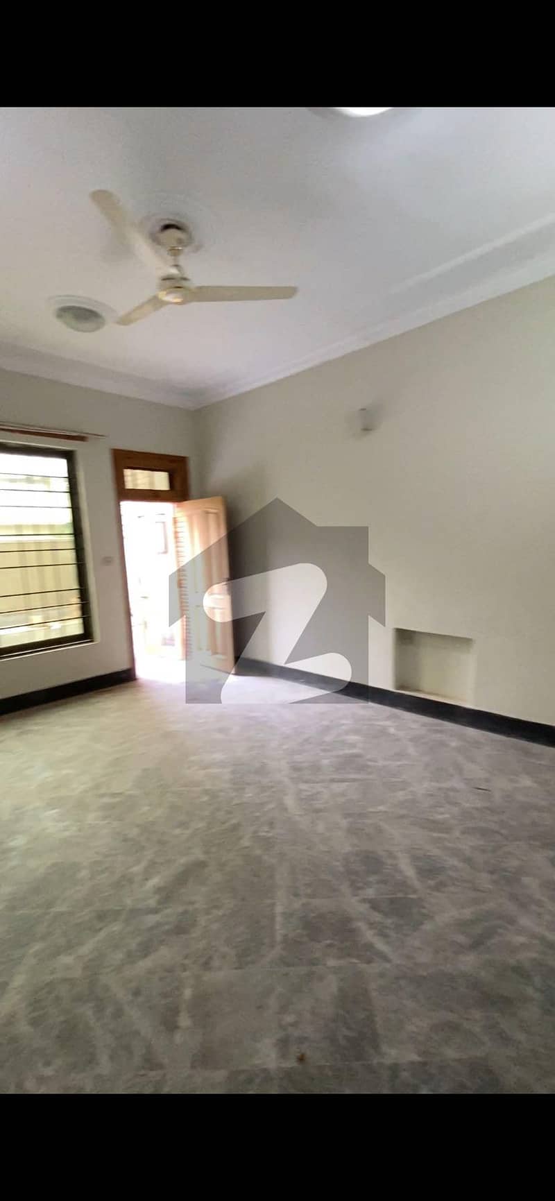 10 Marla House For Sale In Hayatabad Phase 1 10 Marla House For Sale In Hayatabad Phase 1