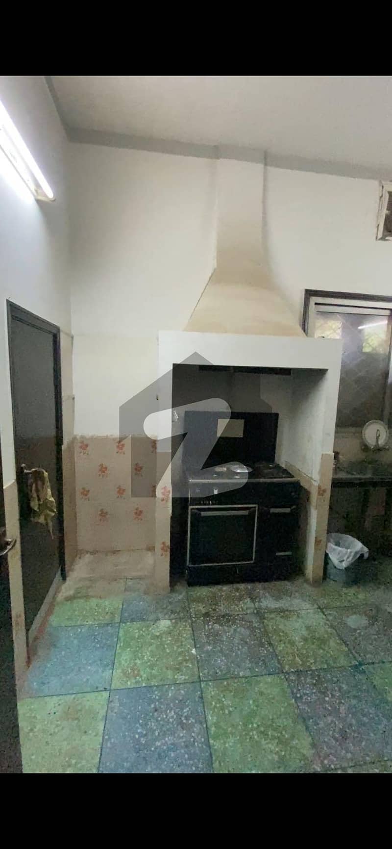 10 Marla House For Sale In Hayatabad Phase 2 10 Marla House For Sale In Hayatabad Phase 2