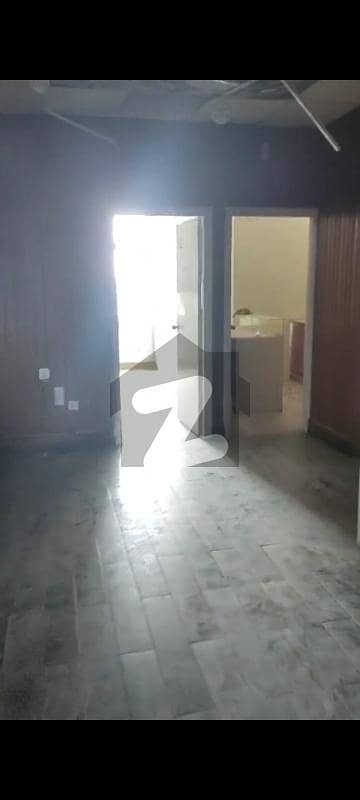 بلیو ایریا اسلام آباد میں 1 کمرے کا 7 مرلہ دفتر 2.5 لاکھ میں کرایہ پر دستیاب ہے۔