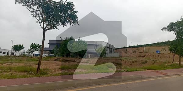Bahria Hills Plots FOR SALE. Facing Jinnah Avenue and 2km from Main Entrance of BTK Heighted Location Bahria Hills Plots FOR SALE. Facing Jinnah Avenue and 2km from Main Entrance of BTK Heighted Location