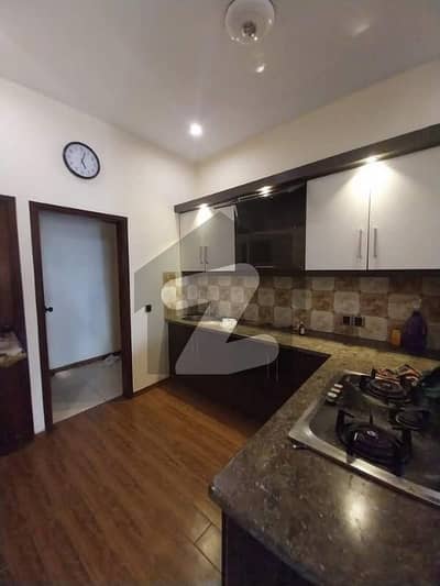 100 yd banglow for rent