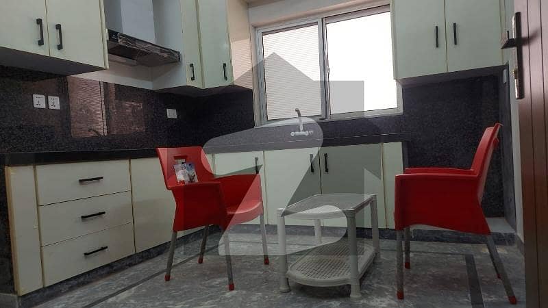 Porition for Rent in Manan Town Prime Location" Porition for Rent in Manan Town Prime Location"