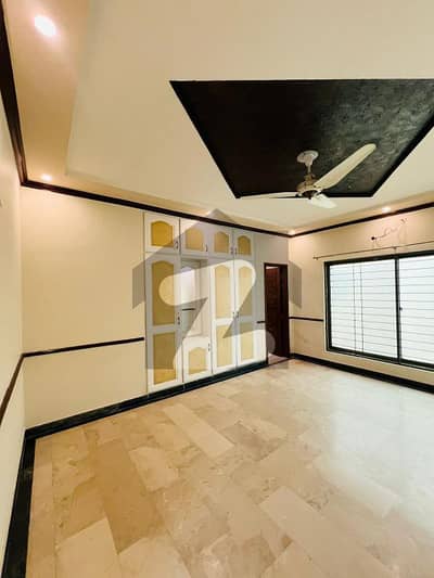 1 Kanal Upper Portion 3 Beds For Rent
