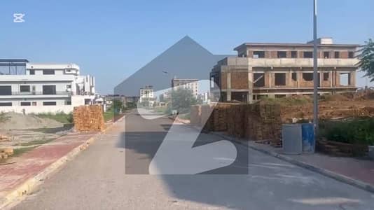ممتاز سٹی - ایگزیکٹو انکلیو ممتاز سٹی,اسلام آباد میں 1 کنال رہائشی پلاٹ 2.0 کروڑ میں برائے فروخت۔