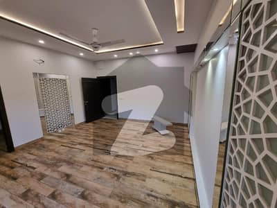 Slightly Used 01 Kanal Ground Floor Available For Rent In Phase 6