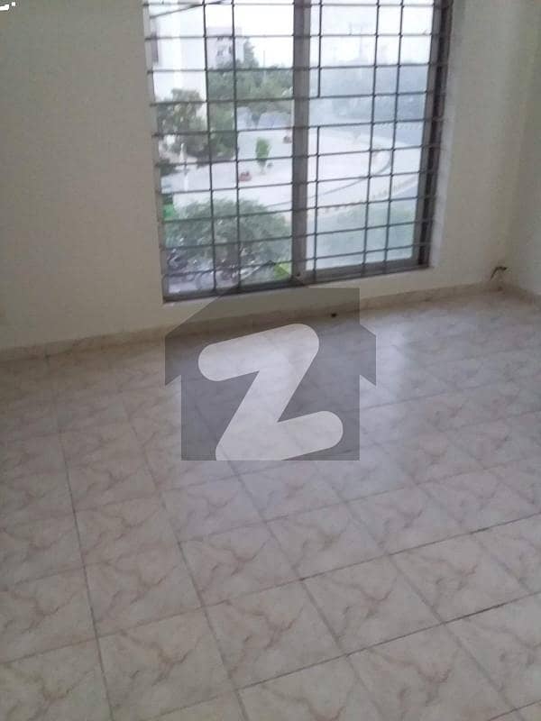 5 MARLA 2 BEDROOM APARTMENT AVAILABLE FOR RENT 5 MARLA 2 BEDROOM APARTMENT AVAILABLE FOR RENT