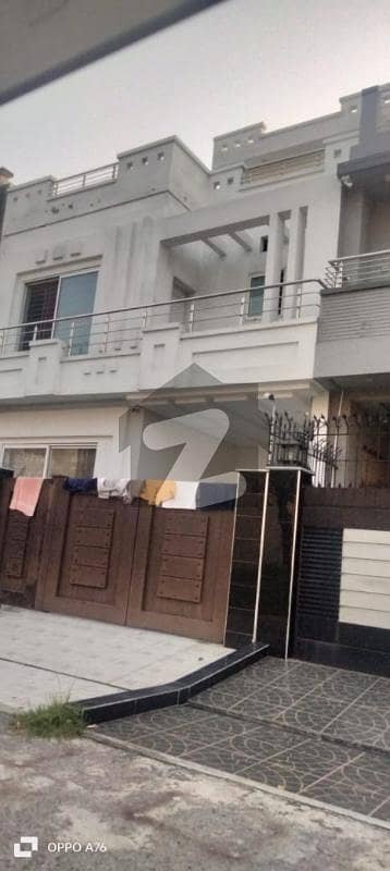 5 MARLA House For Rent 5 MARLA House For Rent