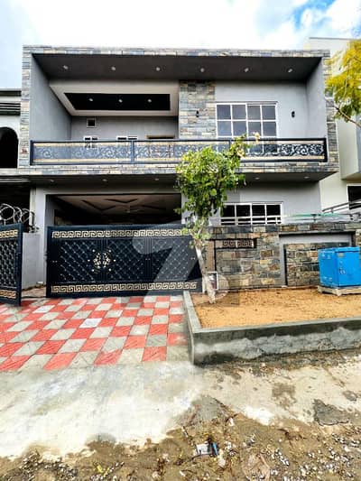 Ultra-Modern 7 Marla House In Gulberg F-Block The Most Vibrant, Amenity-Rich Community For Premium Living.