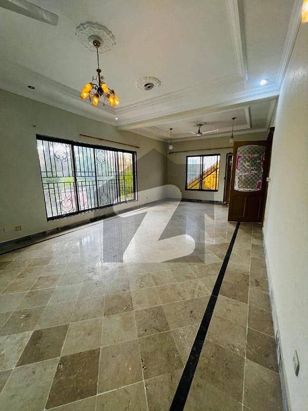 FIRST FLOOR Is Available For Rent In I-8 ISLAMABAD FIRST FLOOR Is Available For Rent In I-8 ISLAMABAD