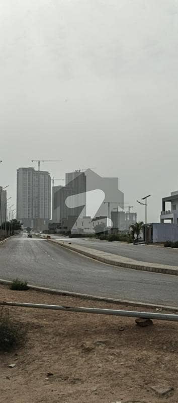 ڈی ایچ اے فیز 8 ڈی ایچ اے ڈیفینس,کراچی میں 1 کنال رہائشی پلاٹ 6.5 کروڑ میں برائے فروخت۔