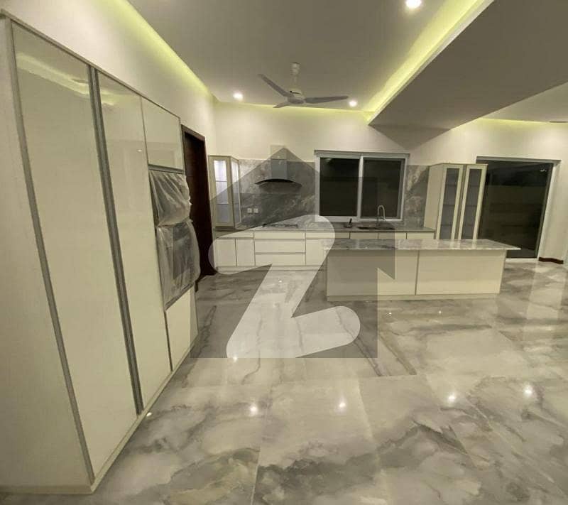 Designer 6 Bedroom Luxurious House With Lift Designer 6 Bedroom Luxurious House With Lift