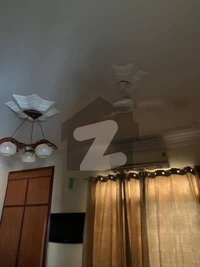 Urgent Deal 3rd Floor Portion With Roof In GULSHAN E JAMAL OPP ASKARI 4.