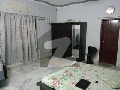 500 Sq Yds Very PRIME LOCATION LIVABLE HOUSE For SALE In North Nazimabad Block F.
