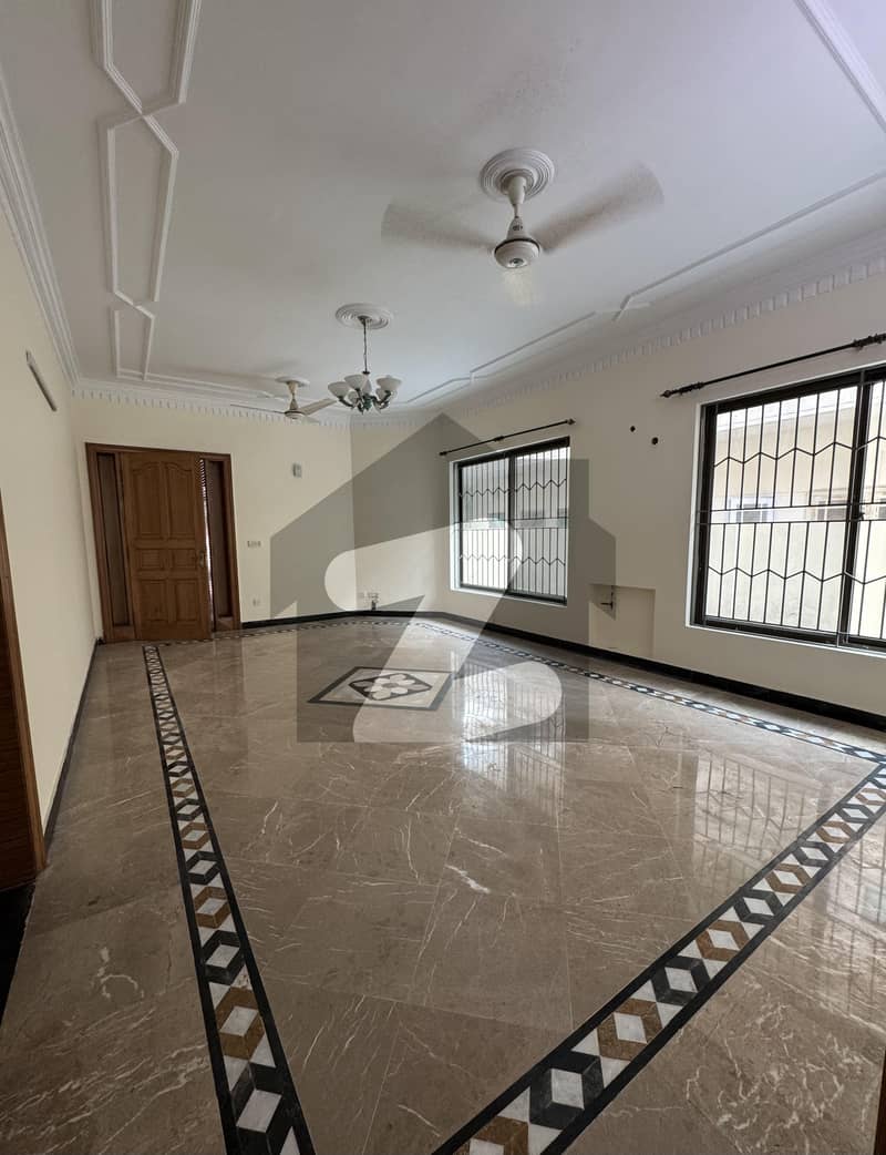 Beautiful House Available For Rent Beautiful House Available For Rent