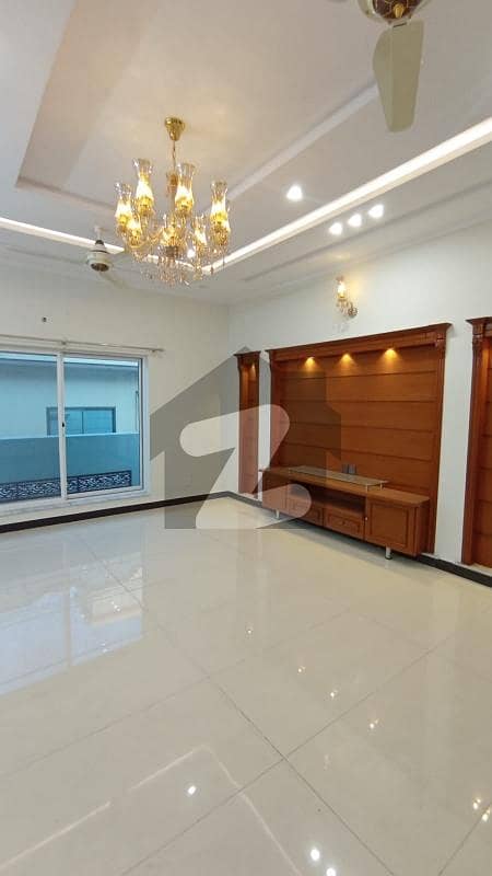14 Marla Brand New Coner House First Entry Upper Portion Avilable For Rent In G13/4 14 Marla Brand New Coner House First Entry Upper Portion Avilable For Rent In G13/4
