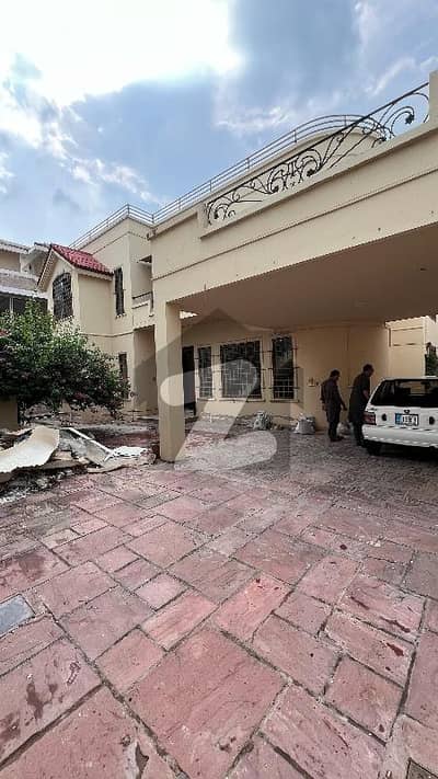 F-6 House For Rent