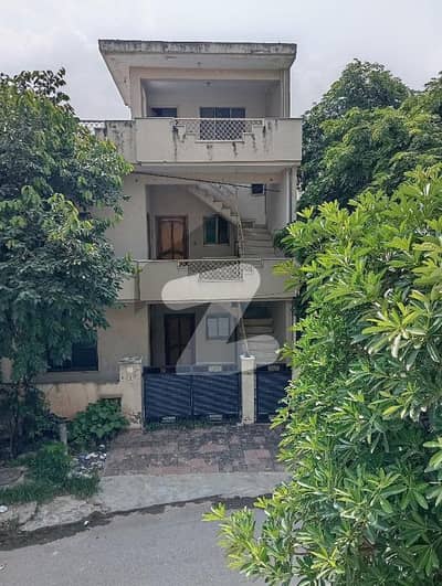 G11 Corner House 6 Marla Back Open Up For sale 25*60 G11 Corner House 6 Marla Back Open Up For sale 25*60