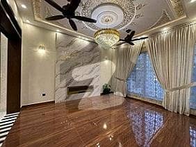 10 MARLA BRAND NEW LUXURY HOUSE FOR RENT IN SHAHEEN BLOCK BAHRIA TOWN LAHORE