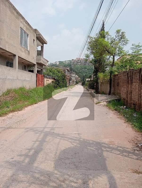 7 Marla plot for sale in Green bani gala