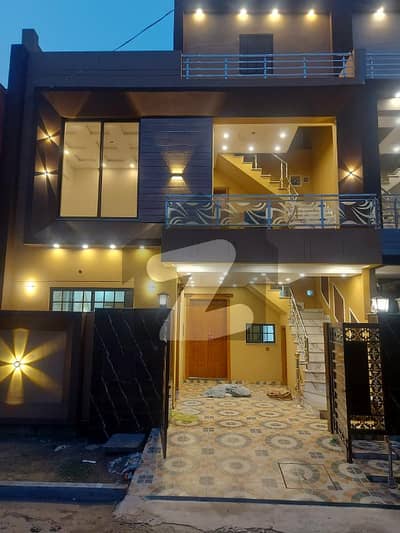 5 MARLA BRAND NEW HOUSE FOR SALE IN EDAB BLUEWARD #ACCOMMODATION 05_BED 02_KITCHEN 01_DRAWING ROOM 02_TV LOUNGE 06_WASH ROOM CONTECT US FOR MORE INFORMATION.