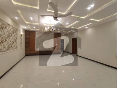 ڈی ایچ اے ڈیفینس فیز 2 ڈی ایچ اے ڈیفینس,اسلام آباد میں 3 کمروں کا 1 کنال بالائی پورشن 92.0 ہزار میں کرایہ پر دستیاب ہے۔