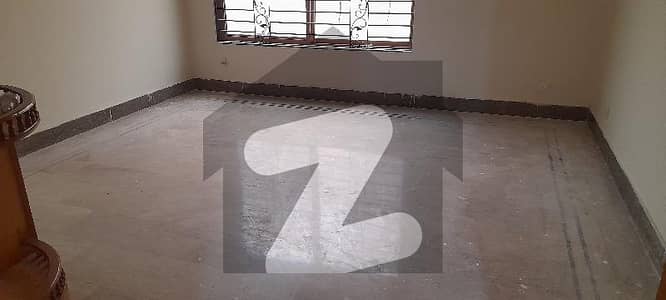 آئی ۔ 8/3 آئی ۔ 8,اسلام آباد میں 6 کمروں کا 14 مرلہ مکان 11.2 کروڑ میں برائے فروخت۔