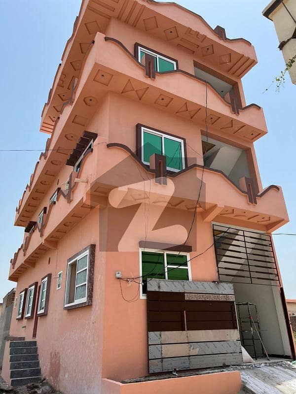 Beautiful House Available For Sale