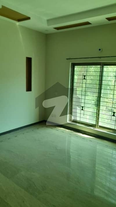 Ready To Buy A Upper Portion 10 Marla In Wapda Town Phase 1 - Block F2