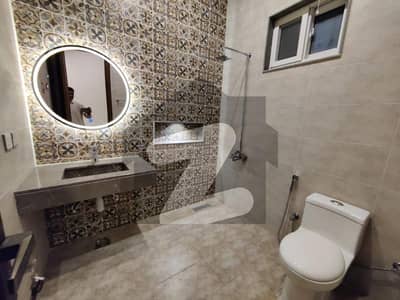 14 Marla Luxury House Near To Markaz Family Park And Margallah Avenue