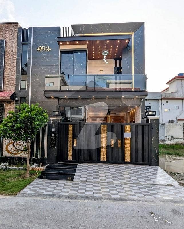 5 MARLA BRAND NEW HOUSE FOR SALE 5 MARLA BRAND NEW HOUSE FOR SALE