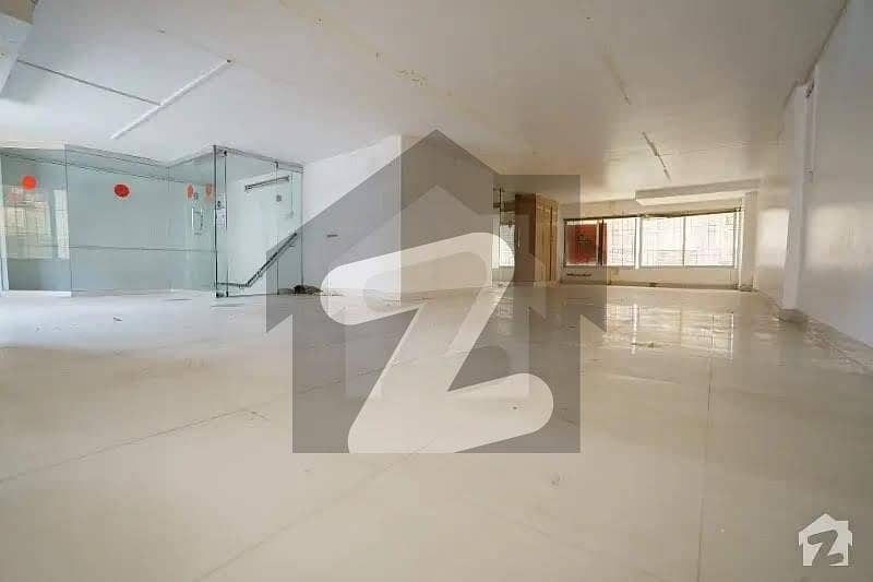 Meznine Floor with Front Entrance