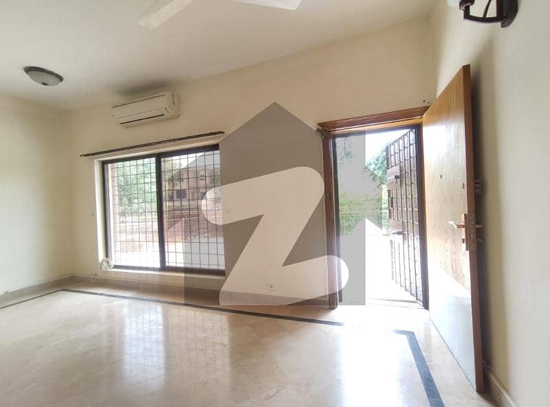1 Kanal House For Sale In F7.2