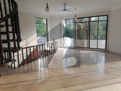 F10 1000SQY 5BEDS MARBLED FLOOR HOUSE WITH SOLAR SYSTEM FRONT AND BACK LAWN BEAUTIFUL HOUSE SERVANT QUARTER, PARKING BEST LOCATION