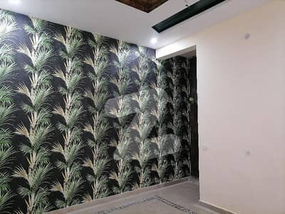 Spacious House Is Available For Sale In Ideal Location Of Millat Road