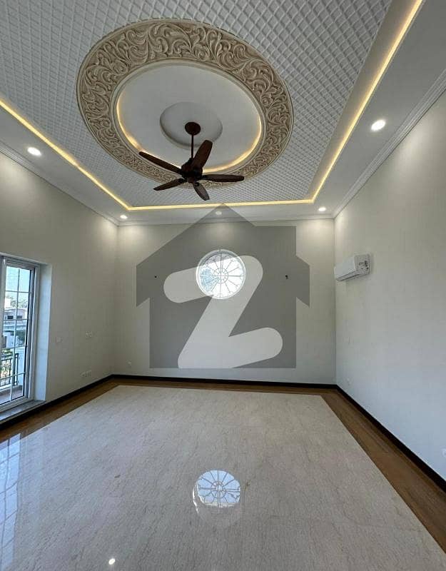 Brand New Luxury Designer Mansion Brand New Luxury Designer Mansion