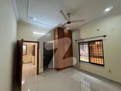 25x40 04 Marla Full House For Rent Like New Prime Location!