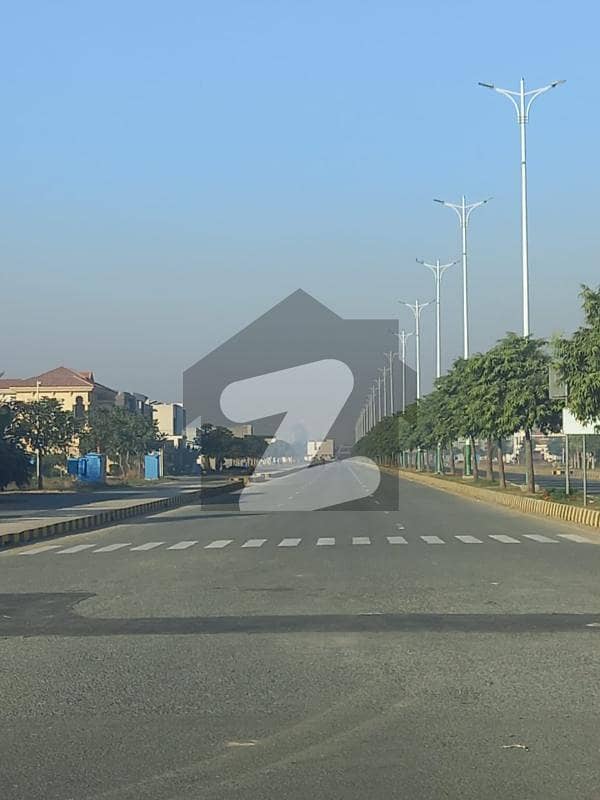 ڈی ایچ اے فیز 7 - بلاک ٹی فیز 7,ڈیفنس (ڈی ایچ اے),لاہور میں 2 کنال رہائشی پلاٹ 9.0 کروڑ میں برائے فروخت۔ ڈی ایچ اے فیز 7 - بلاک ٹی فیز 7,ڈیفنس (ڈی ایچ اے),لاہور میں 2 کنال رہائشی پلاٹ 9.0 کروڑ میں برائے فروخت۔