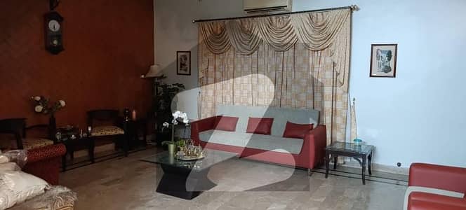 400 sq ground flor 3 bedd julistan e johar block 13