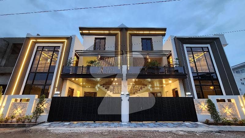 7 Marla Designer House Available For Sale