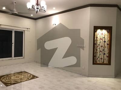 سوان گارڈن اسلام آباد میں 4 کمروں کا 1 کنال زیریں پورشن 90.0 ہزار میں کرایہ پر دستیاب ہے۔