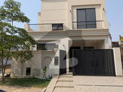 Brand New 5.25 Marla House For Sale Lake City M7A