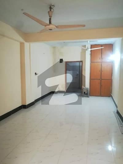 450 SQ FT OFFICE FOR SALE IN BLOCK 13-A, GULSHAN