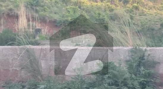URGENT SALE: PRIME SEMI-COMMERCIAL PLOT IN GULRAIZ PHASE 4