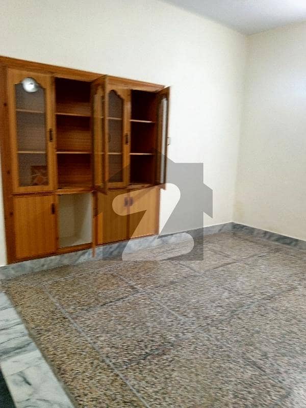 Liveable House For Sale G-8/2 Liveable House For Sale G-8/2